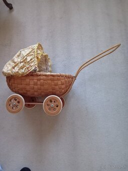 Kočík pre bábiku - 2