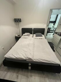 Štýlová moderná posteľ - 2
