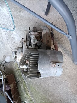 Motor ČZ 175 Rikša - 2
