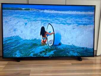 Samsung UE43TU8072 - 2