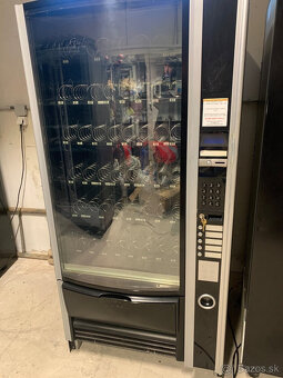 Predam predajny automat Necta Sfera - 2