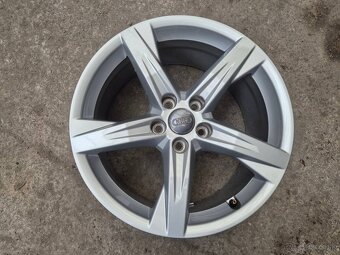 5x112 r18 ET39 x 8J elektróny originál AUDI - 2