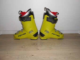 Predam v peknom stave panske lyziarky FISCHER RC4 - 2