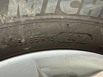 Zimne pneumatiky 185/65 R15 na diskoch 4x100 i20/Rio - 2