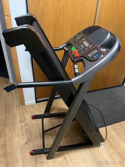 Bežecký pás s elektrickým sklonom - 2