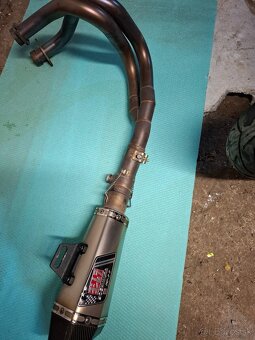 Predám originál ladený výfuk na kawasaki versys - 2