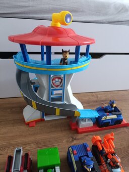Labkova patrola veža + autá - 2
