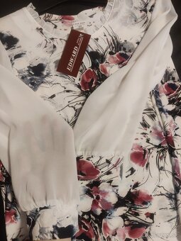 Kvetovaná blúzka - 2