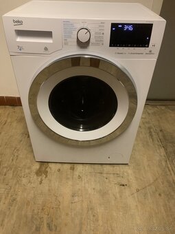 BEKO so susickou - 2