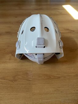 Brankárska výstroj - 2