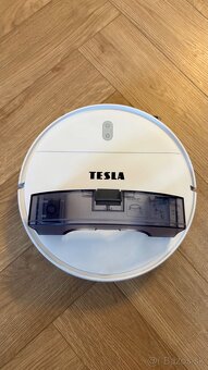Robotický vysávač Tesla RoboStar iQ100 - 2