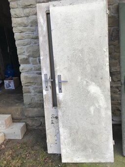 Rôzne staré dvere - 2