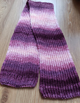 Ruzovobordovy sal - 2