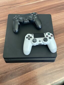 PS4 s PS VR - 2