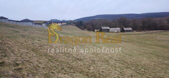 PREDAJ - 6 Pozemkov na výstavbu rodinných domov - SVINIA - 2