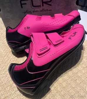 Cyklistické dámske tretry - FLR F-35 Neon Pink č.40 - 2