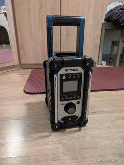 Stavebné rádio Makita BMR102 s komplet príslušenstvom - 2