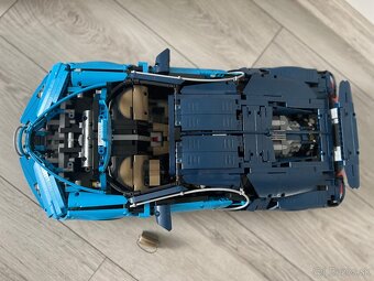 Predám LEGO® Technic 42083 Bugatti Chiron - 2