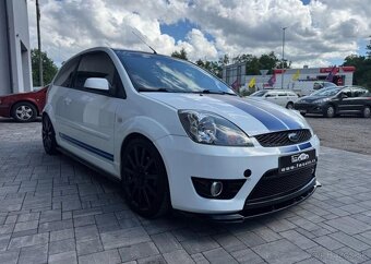 Ford Fiesta 2.0 ST benzín manuál 110 kw - 2