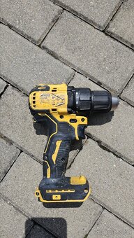 Predam vrtacku dewalt dcd708 - 2