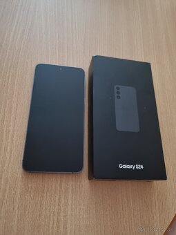Samsung Galaxy S24 S921B 8GB/128GB - 2