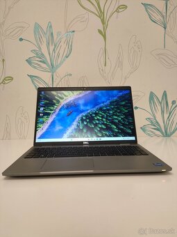 Dell Precision 3560 i7-1165G7/32 GB RAM/512 GB SSD - 2