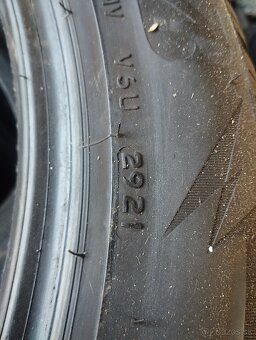 235/50 R19 zimné pneumatiky Bridgestone - 2