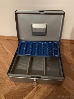 Predám pokladňu na euromince a bankovky - 2