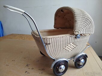 Retro kočík prútený - 2