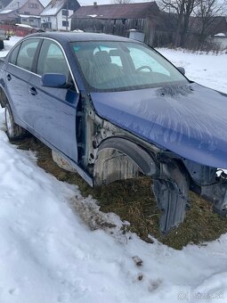 Rozpredám bmw e60 - 2