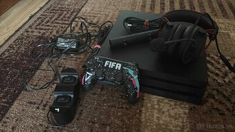 PREDÁM PS 4 PRO AJ S PRÍSLUŠENSTVOM - 2