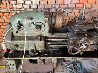 Dielenský sústruh TOS Trenčín - 2