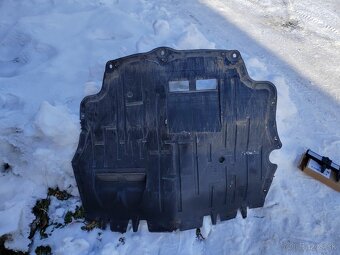 Kryt motora na Škoda Octavia 2 - 2