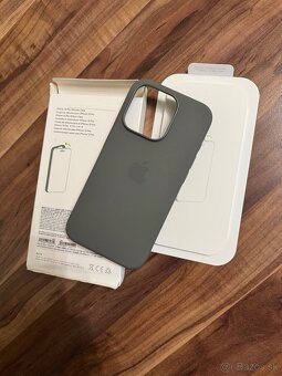 kryt na iphone 15 pro - 2