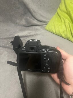 Nikon D3500 - 2