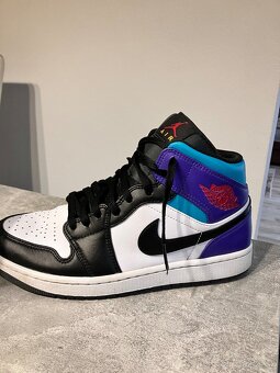 Air jordan 1 mid - 2