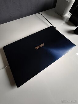 ASUS Zenbook UX534F - 2