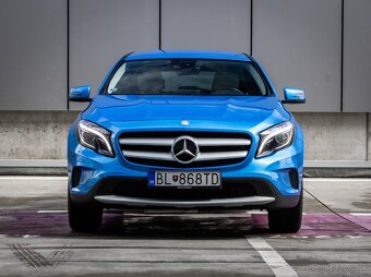 Mercedes-Benz GLA 200 d 4MATIC A/T - 2