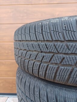 Sada zimnych kompletov 215/65r17 - 2