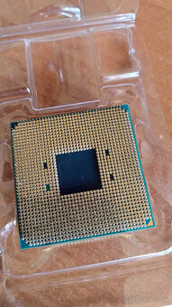 AMD Ryzen 5 2400G 3.6 GHz CPU Procesor YD2400C5M4MFB AM4 - 2