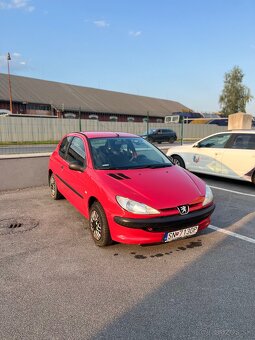 Peugeot 206 1.1i benzín 44 kW - 2