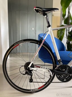 Predám Giant DEFY - 2