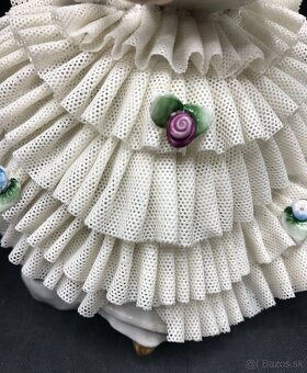 Grafenthal, dáma s krinolínou, Nemecko - 2