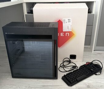 HP OMEN 45L GT22-0010nc - 2