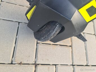 Elektricka trojkolka razor 360 - 2