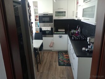 3 izb., Meteorová ul., 65 m2, 8. posch.  - prenájom - 2