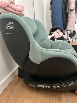 Predam autosedacku britax romer dualfic - 2