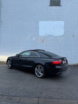 Audi A5 Coupé 2.0 TFSI, manuál, 2009 - 2