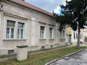 Exkluzívne u nás ( Gombaiho ulica) - 2