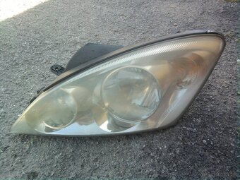 Kia ceed predne svetla - 2